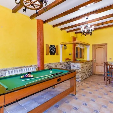 Comoda Casa En Cabarceno