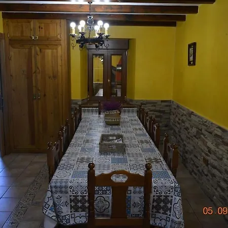 Comoda Casa En Cabarceno