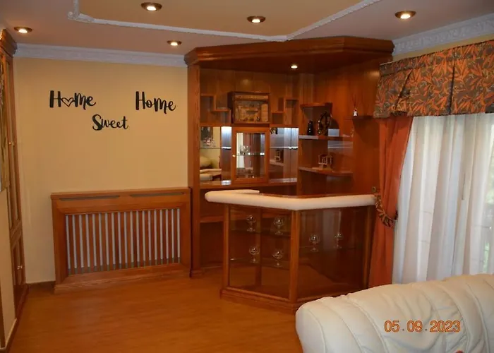 Comoda Casa En Cabarceno *