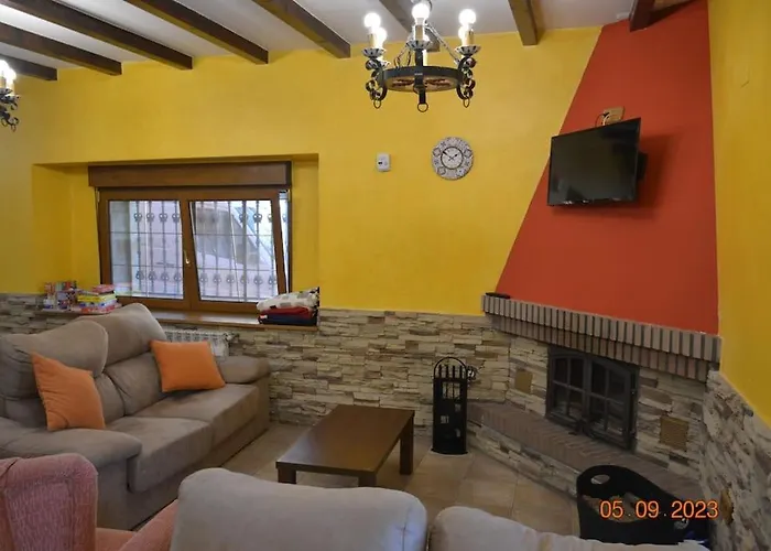 Comoda Casa En Cabarceno Апартаменты *